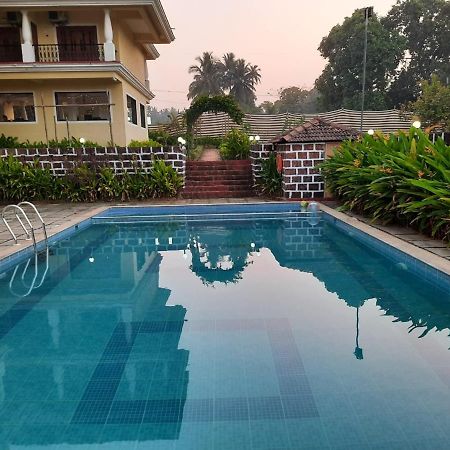 Crystal Serenity Boutique Resort Mandrem Bagian luar foto