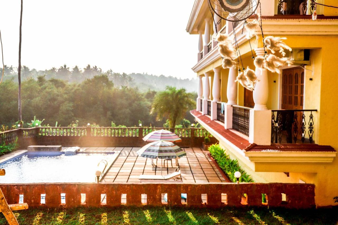 Crystal Serenity Boutique Resort Mandrem Bagian luar foto