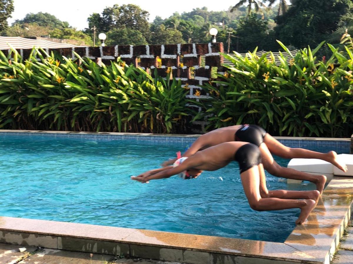 Crystal Serenity Boutique Resort Mandrem Bagian luar foto