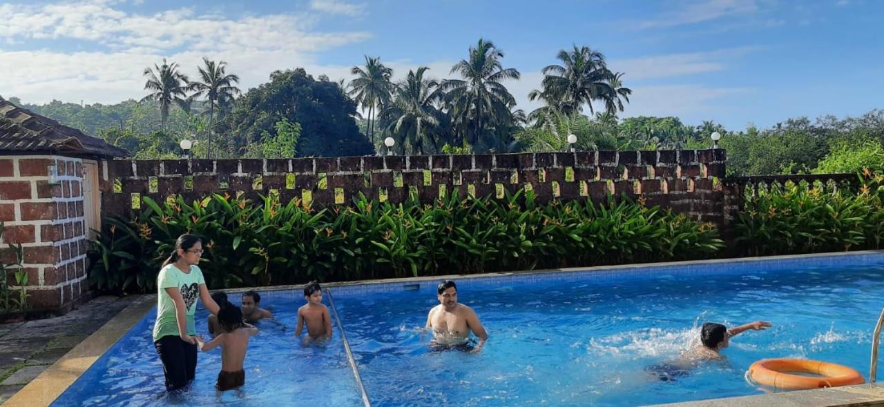 Crystal Serenity Boutique Resort Mandrem Bagian luar foto