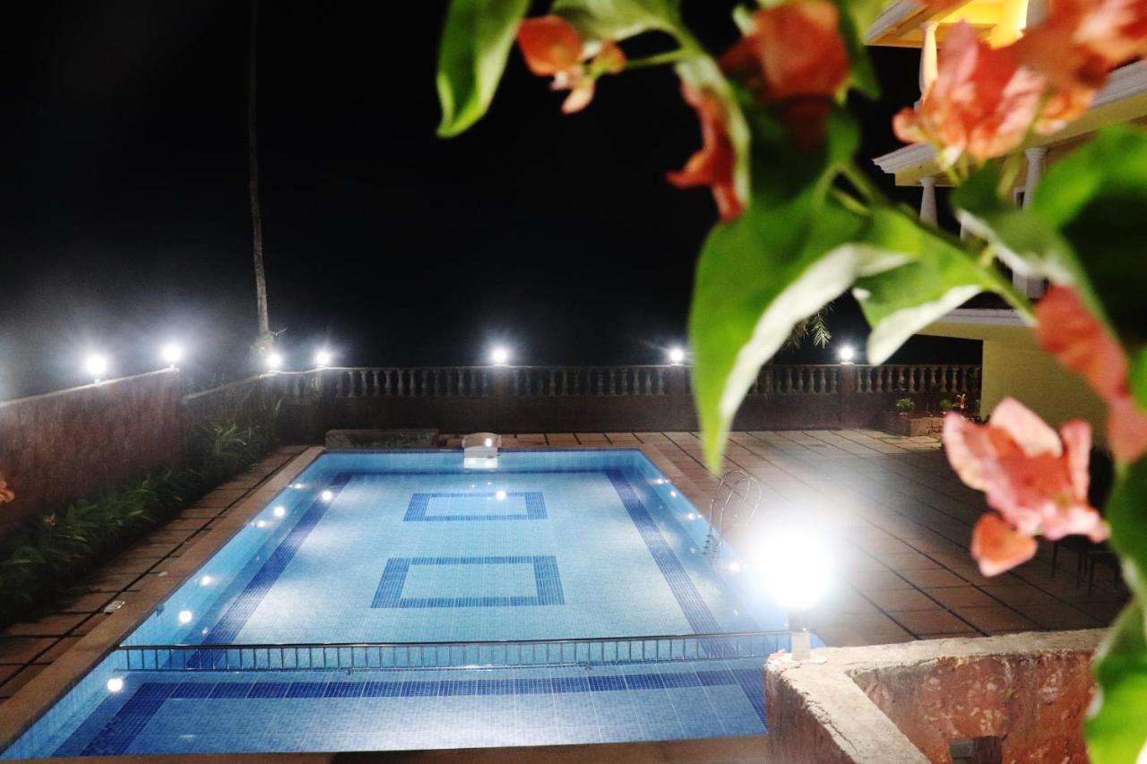 Crystal Serenity Boutique Resort Mandrem Bagian luar foto